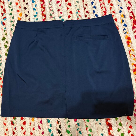 PGA Tour Golf Skirt - Picture 3 of 3